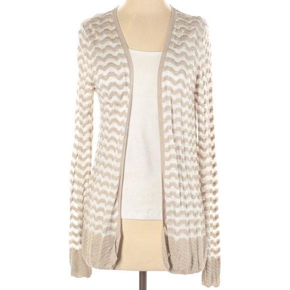 LOFT Sweaters - LOFT tan chevron cardigan